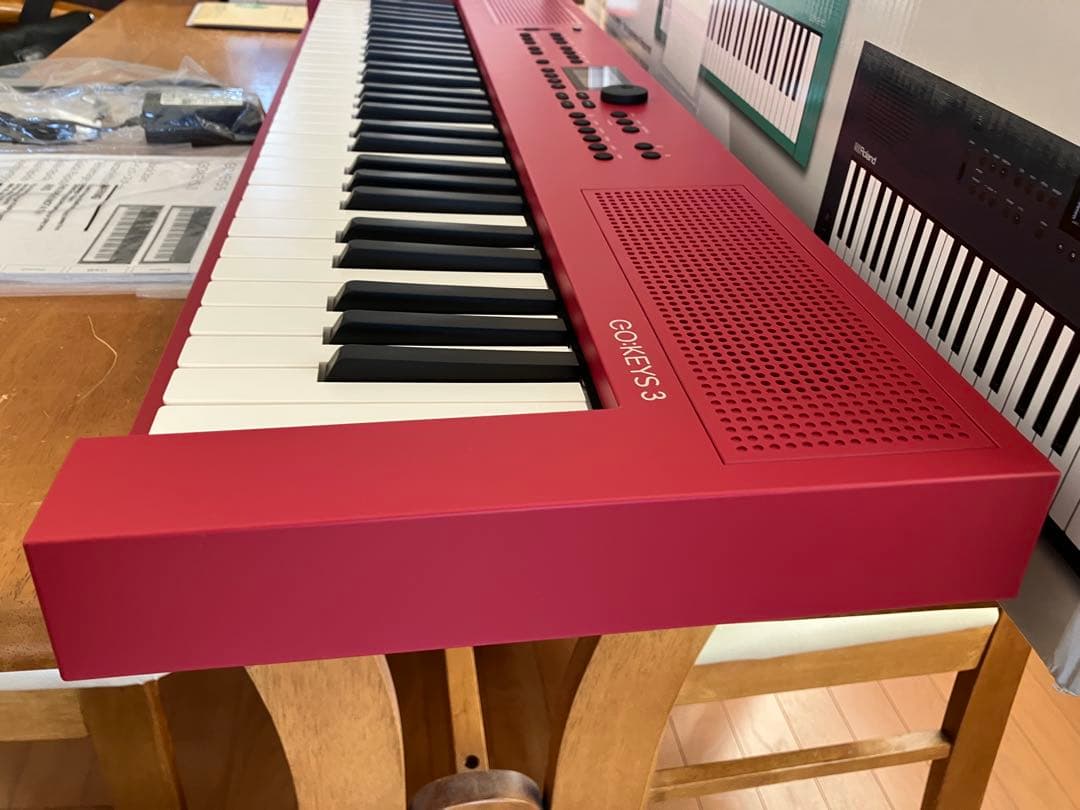 【新品同様】Roland ローランド Go Keys3 ダークレッド