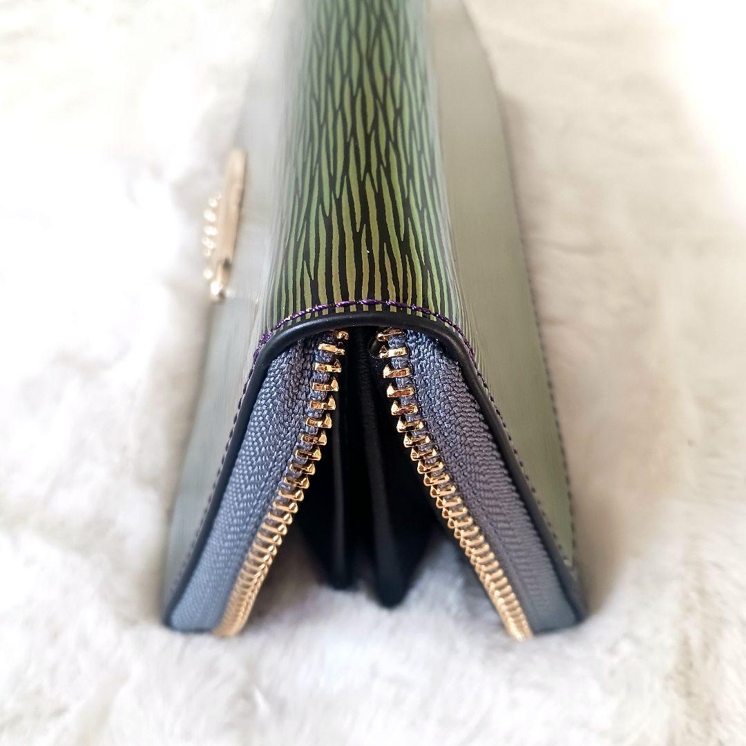 未使用品　Vivienne　Westwood　BIGオーブ　金オーブ　長財布