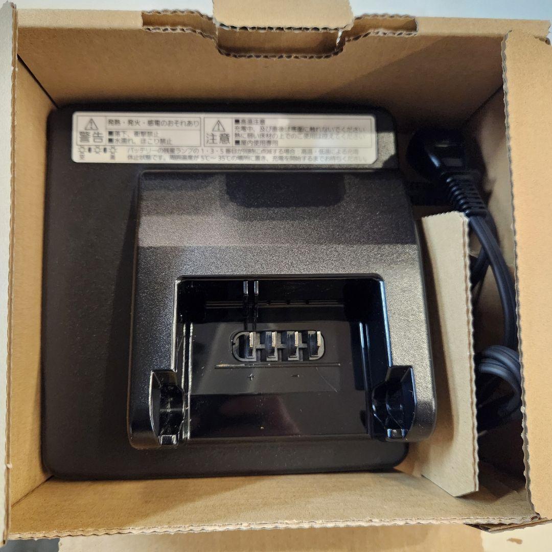 新品未使用Panasonic NKJ075Z1B 充電器