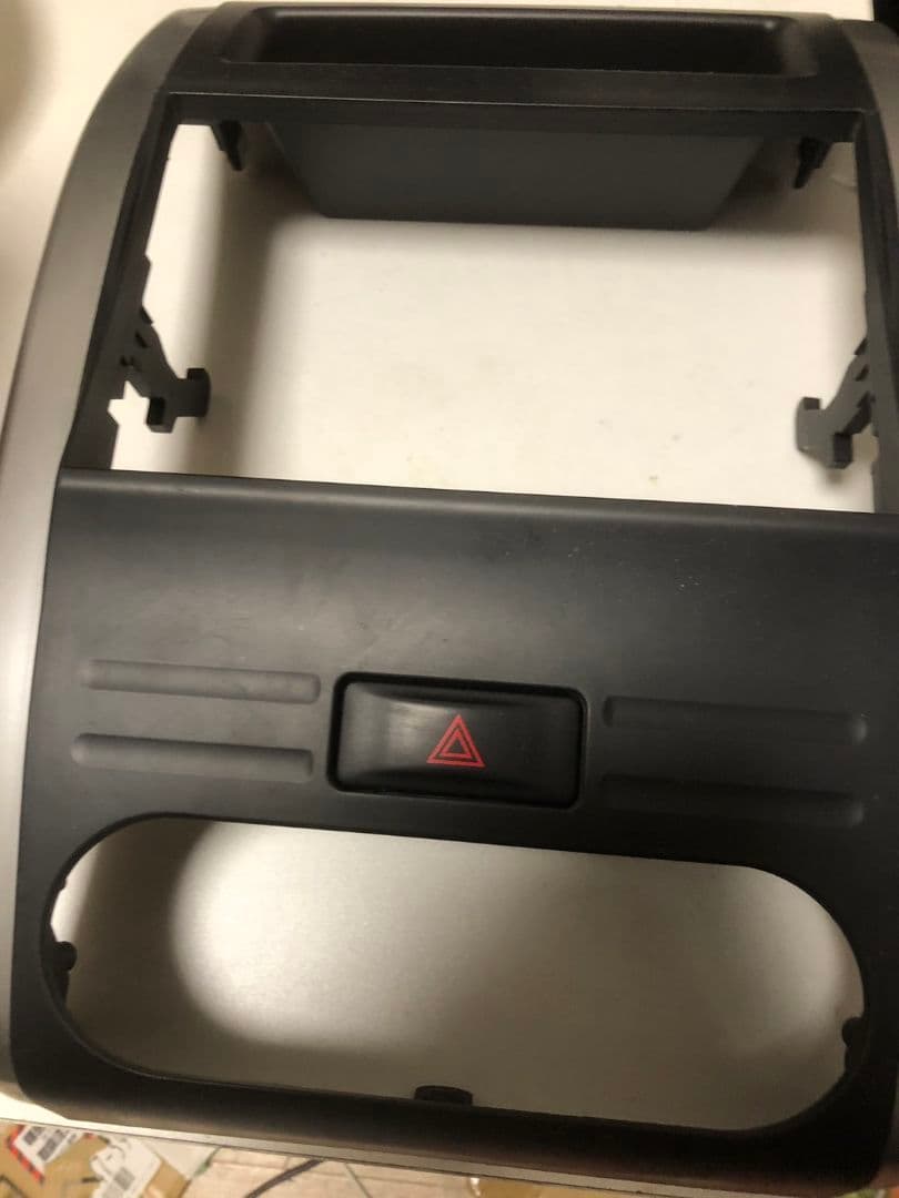 T31 エクストレイル アルパイン 8インチナビ用パネル。