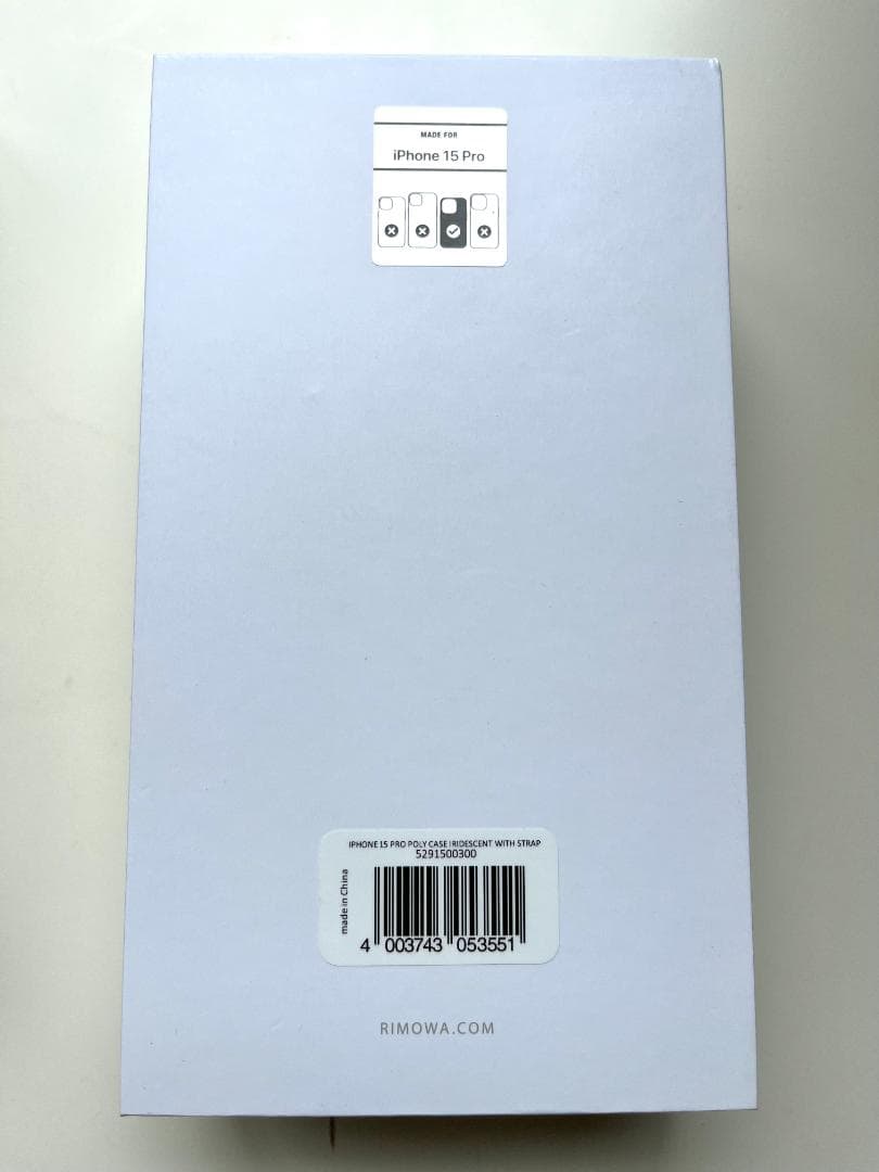 【美品/ほぼ半額】RIMOWA iPhone 15 Pro ストラップ付