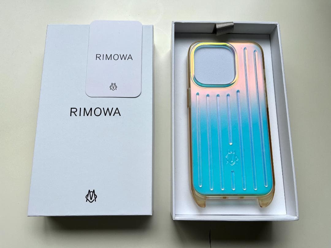 【美品/ほぼ半額】RIMOWA iPhone 15 Pro ストラップ付