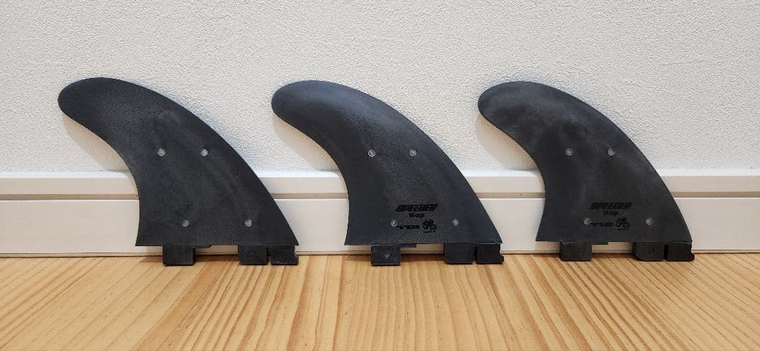 売り切れ続出！！Speederfin 熊野フィン　FCS2 トライフィン