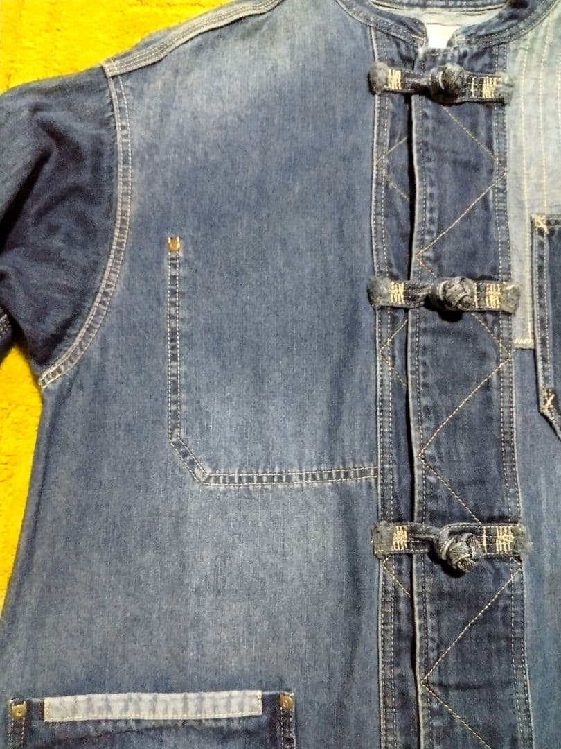 サクです。チャイナボタン デニムコート パッチワーク ビンテージ