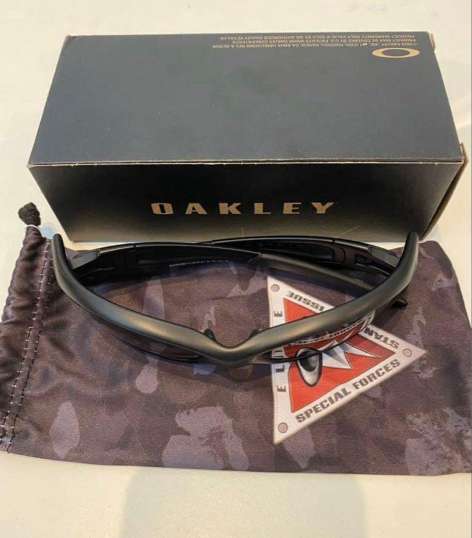 oakley straight jacket io着用オークリーサングラス