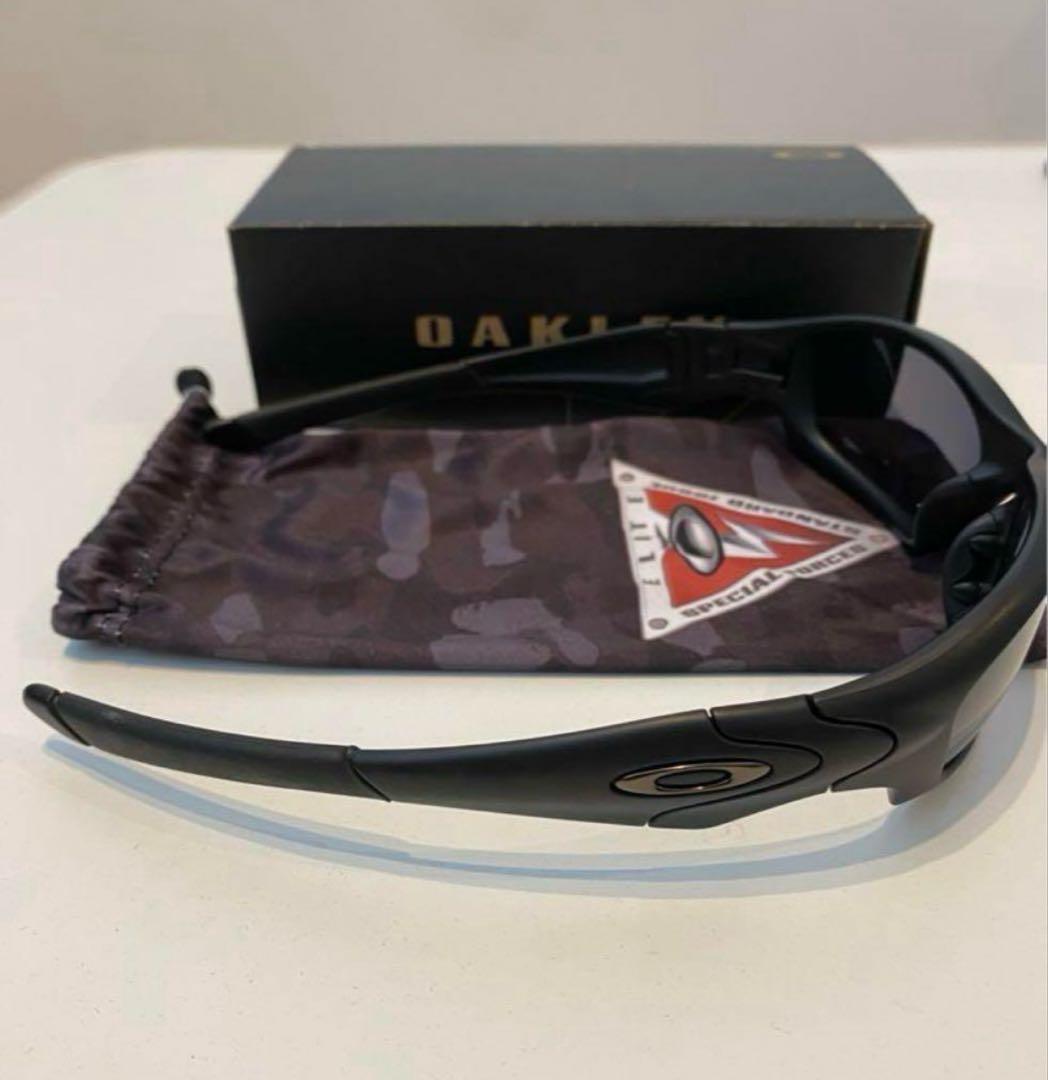 oakley straight jacket io着用オークリーサングラス