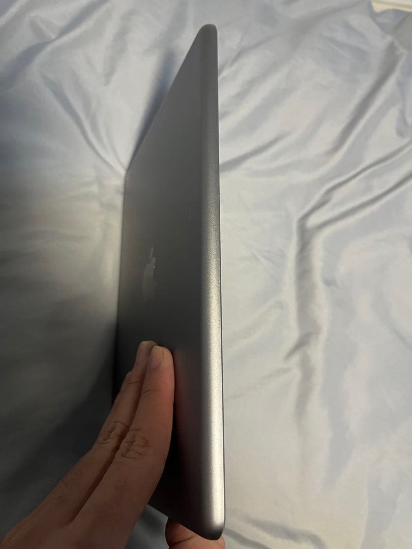 Apple iPad 第6世代 32GB 本体