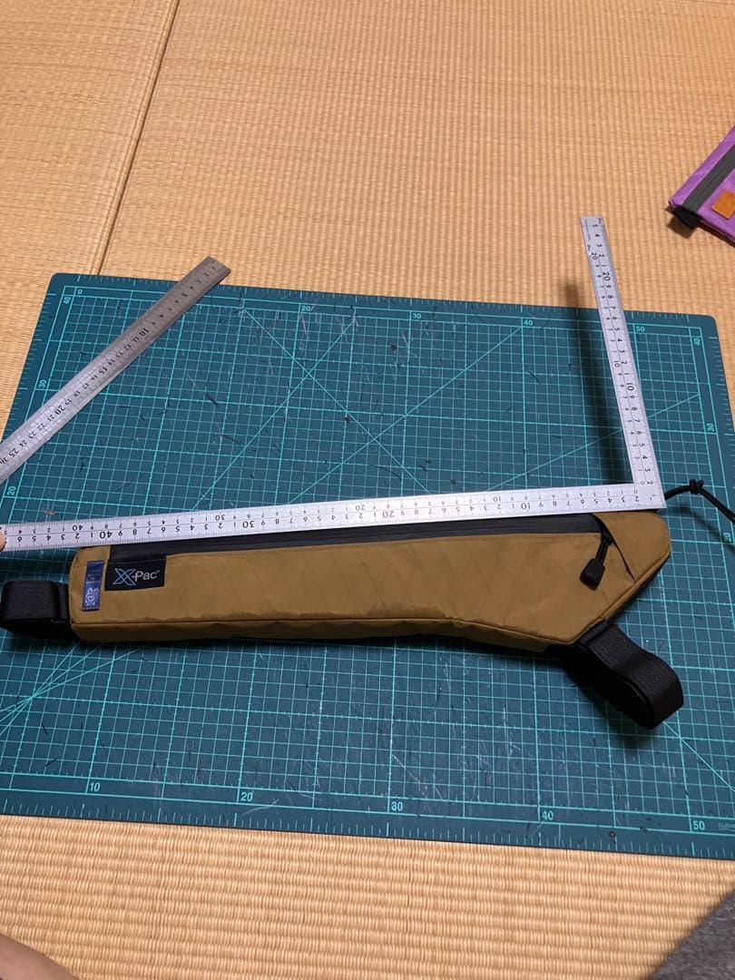 パイナップルフレームバッグ