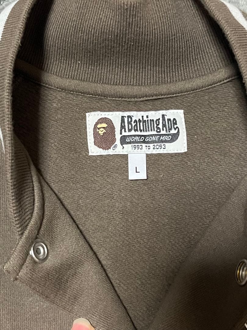 A BATHING APE ブラウン スタジャン