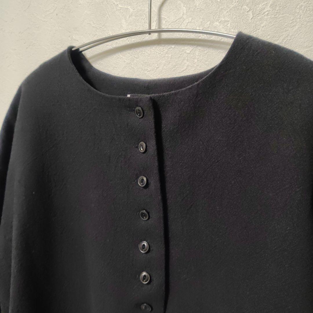 マガリ　ノーカラージャケット