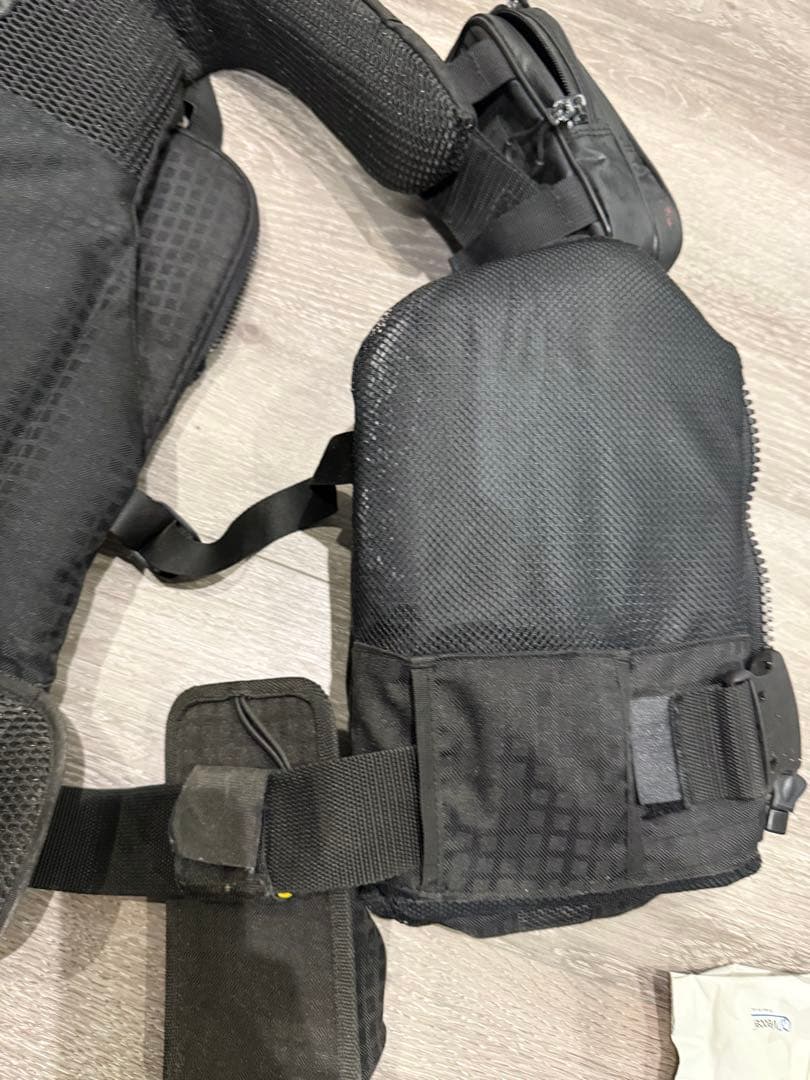 t*n様 mazume マズメ　ブラック フィッシングベスト