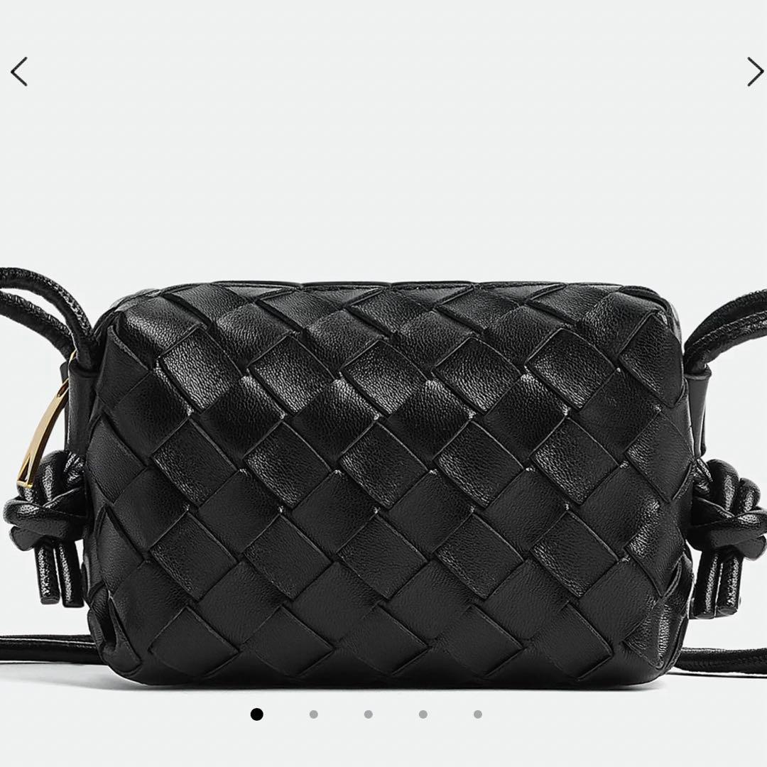 14万→12.5万！美品未使用ボッテガヴェネタ キャンディーループカメラバッグ