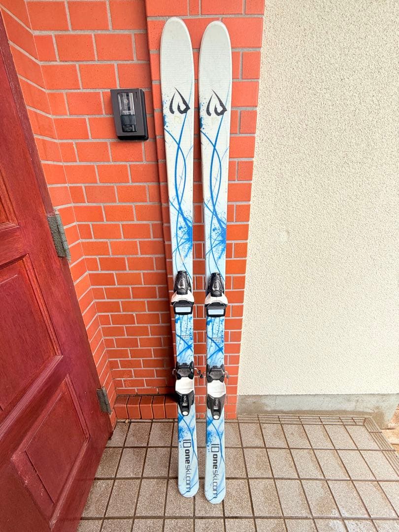 ID one スキー板 160センチ