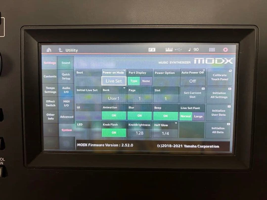 YAMAHA MODX6(キャリーバッグ・ダンパー付き)