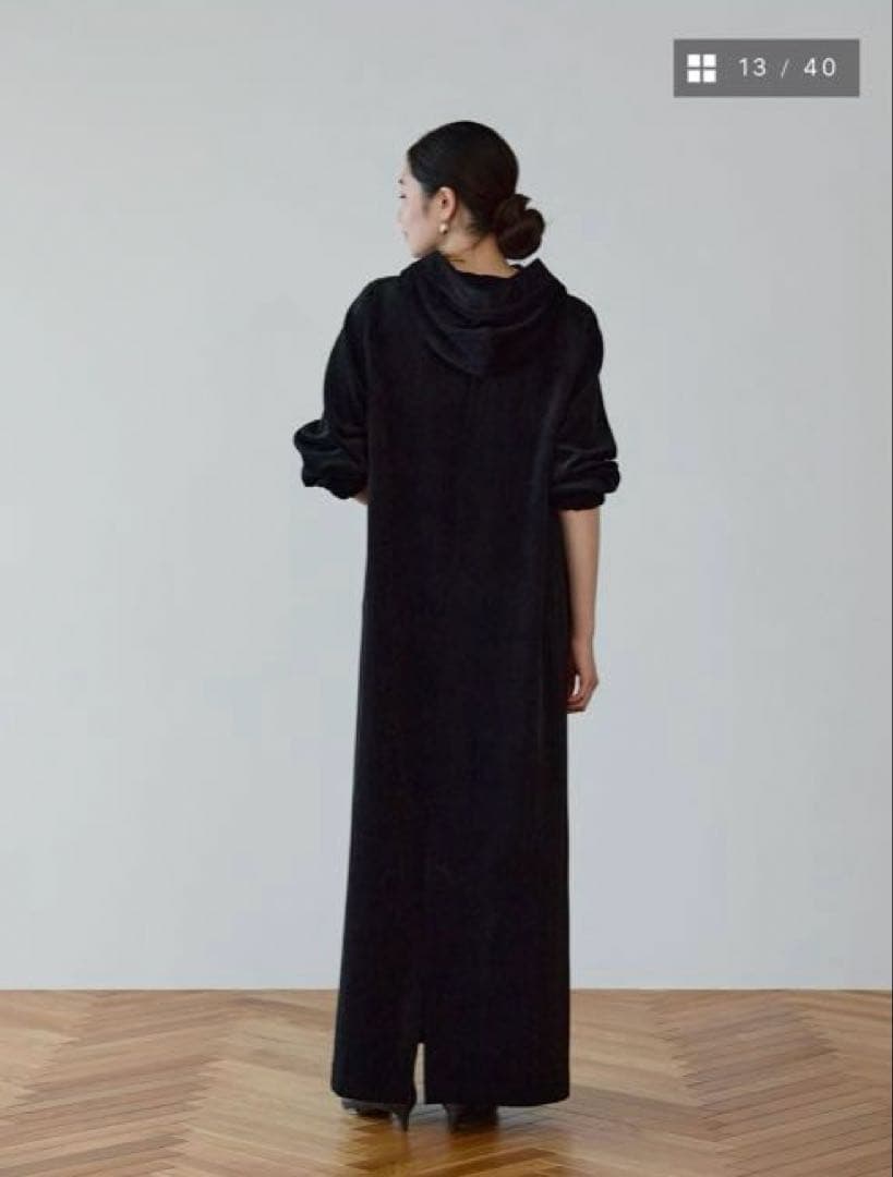 クルーレ　ベルベットフードワンピース