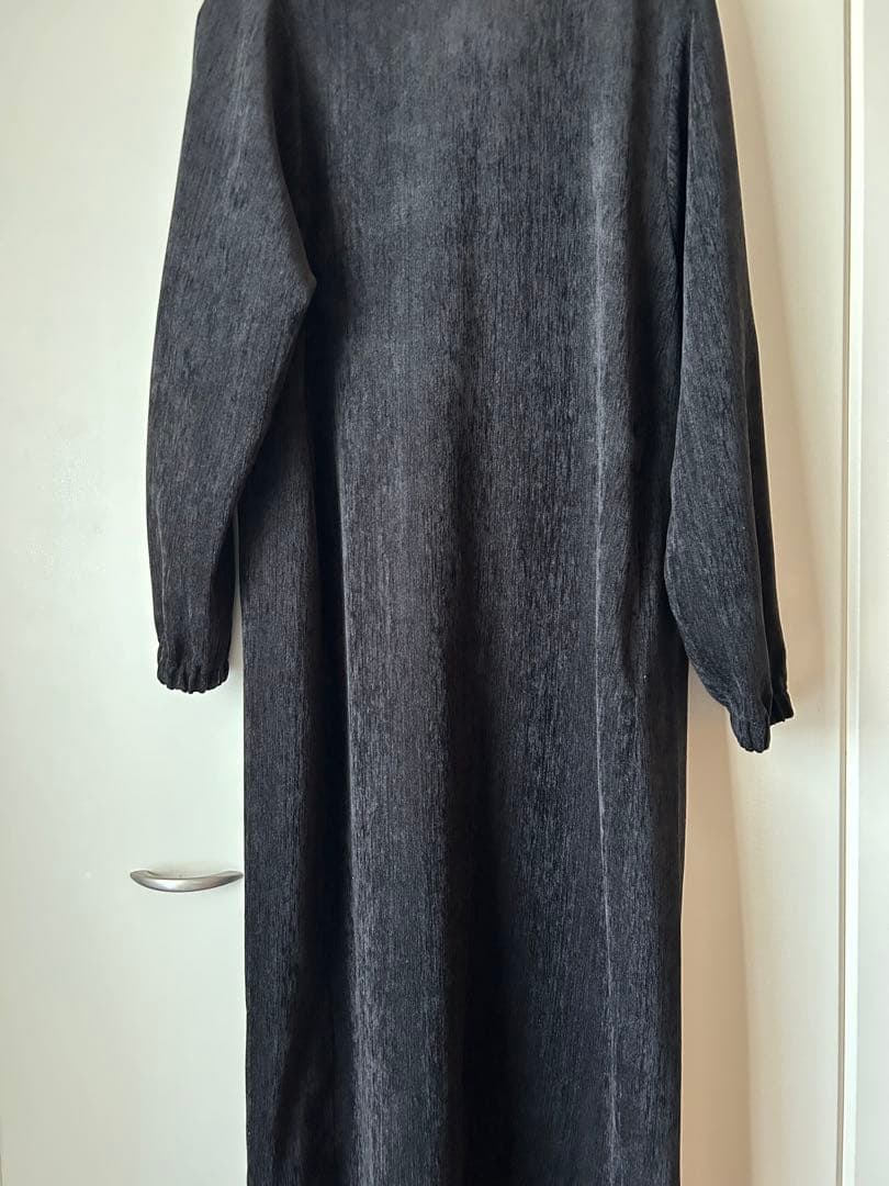 クルーレ　ベルベットフードワンピース