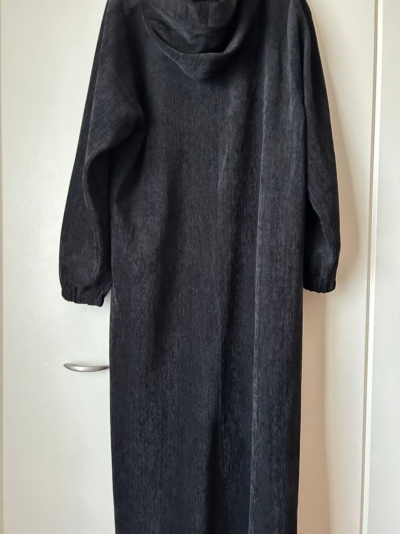 クルーレ　ベルベットフードワンピース
