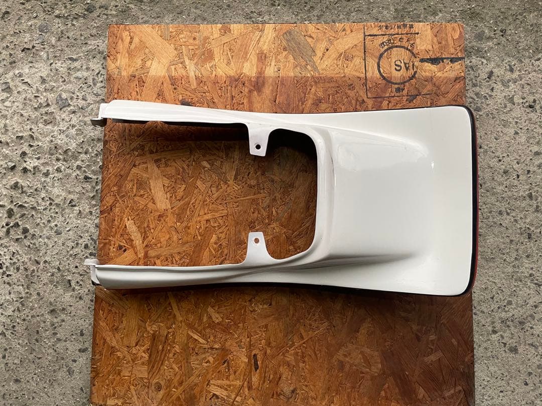 ジェイド250外装　CBX400F1型カラー