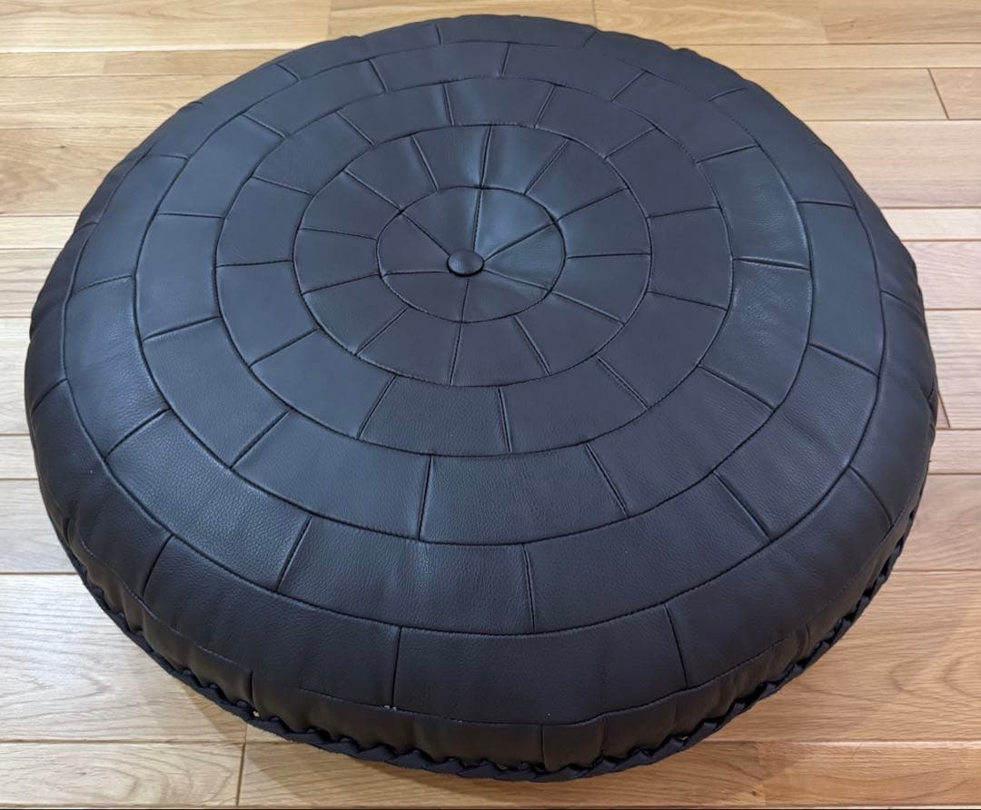 カンディハウス　レザークッション　革クッション　ブラック