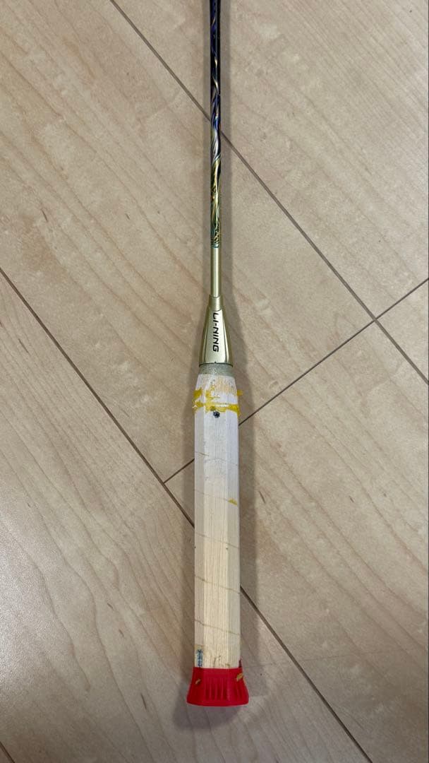 ラケット LI-NING AXFORCE100