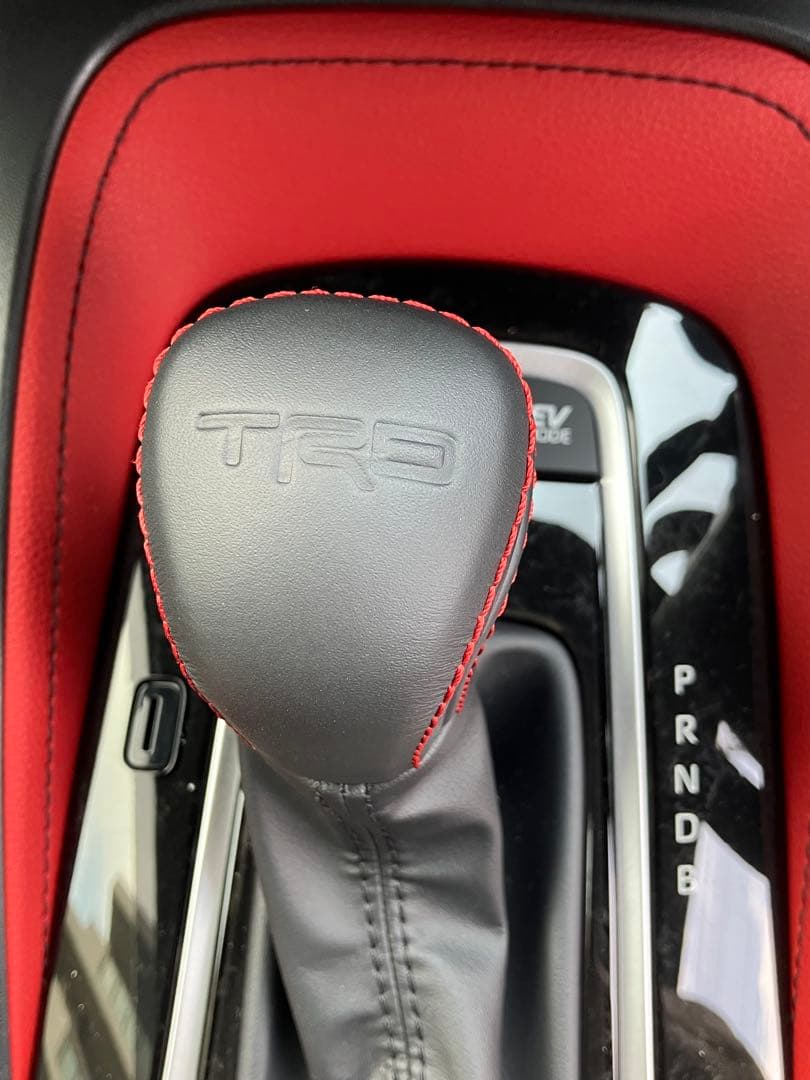 TRD シフト ノブ 【USトヨタ純正品】カローラ スポーツヤリス RAV4