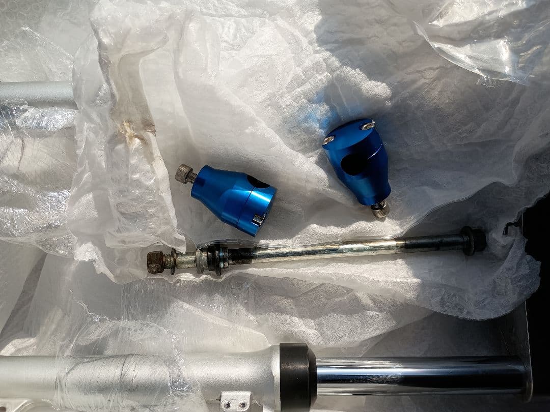 TW200 225 フロントフォーク　ステム　おまけ