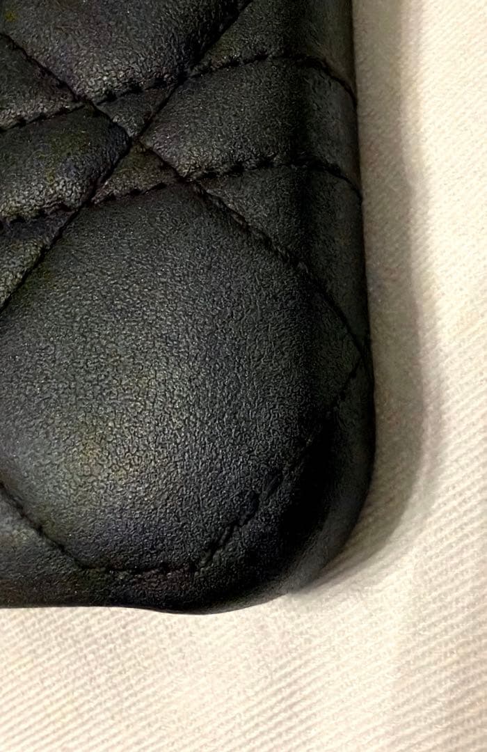 Christian Dior iphone15 ケース カナージュチャーム　箱付