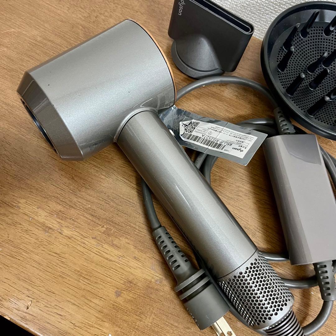 【人気カラー】【美品】Dyson Supersonic HD08