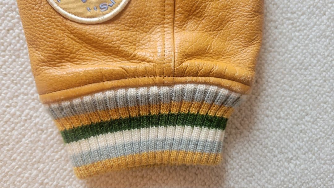 Karl Helmut イエロー スタジャン Mサイズ