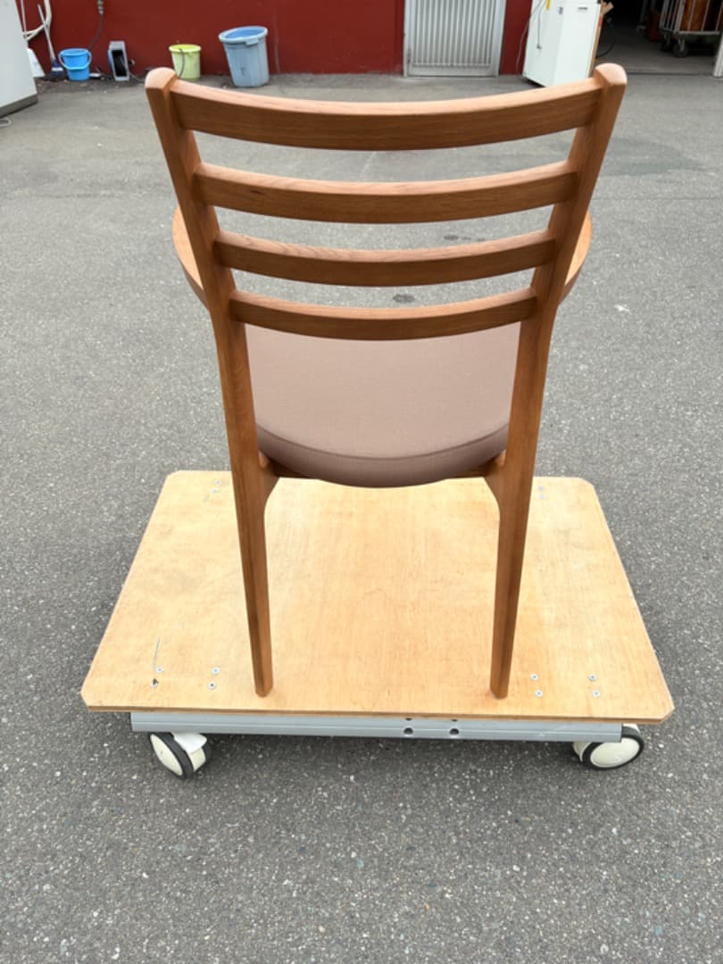 カリモク　karimoku　ダイニングチェア　肘掛け椅子　アームチェア　CW39