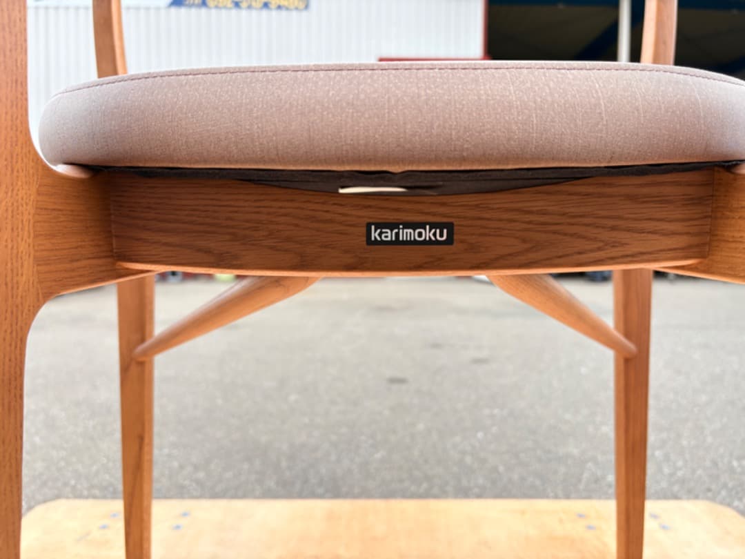 カリモク　karimoku　ダイニングチェア　肘掛け椅子　アームチェア　CW39