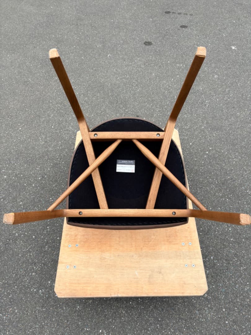 カリモク　karimoku　ダイニングチェア　肘掛け椅子　アームチェア　CW39