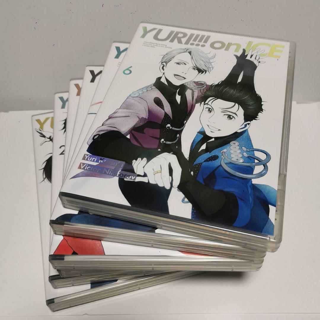 ユーリ!!! on ICE考察集＆ DVD全6巻収納BOX初回特典＆雑誌＆グッズ
