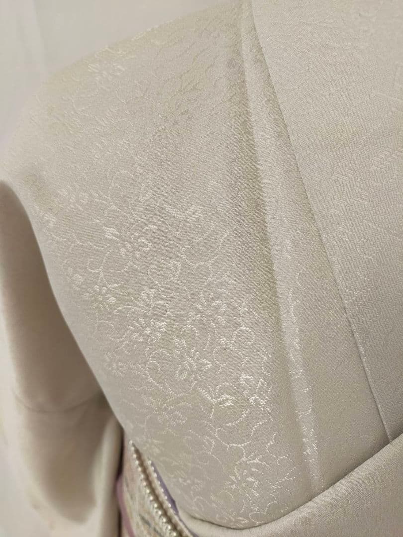 売約済み　★★新品未使用　洗える紋意匠色無地(ポリ100%)Mサイズ★★