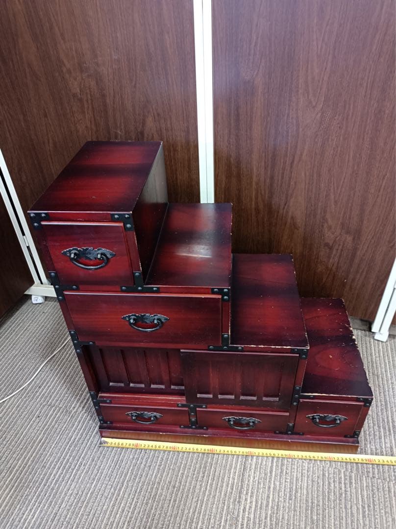 八3471【送料込み】民芸調　階段和箪笥　右下がり　昭和レトロ