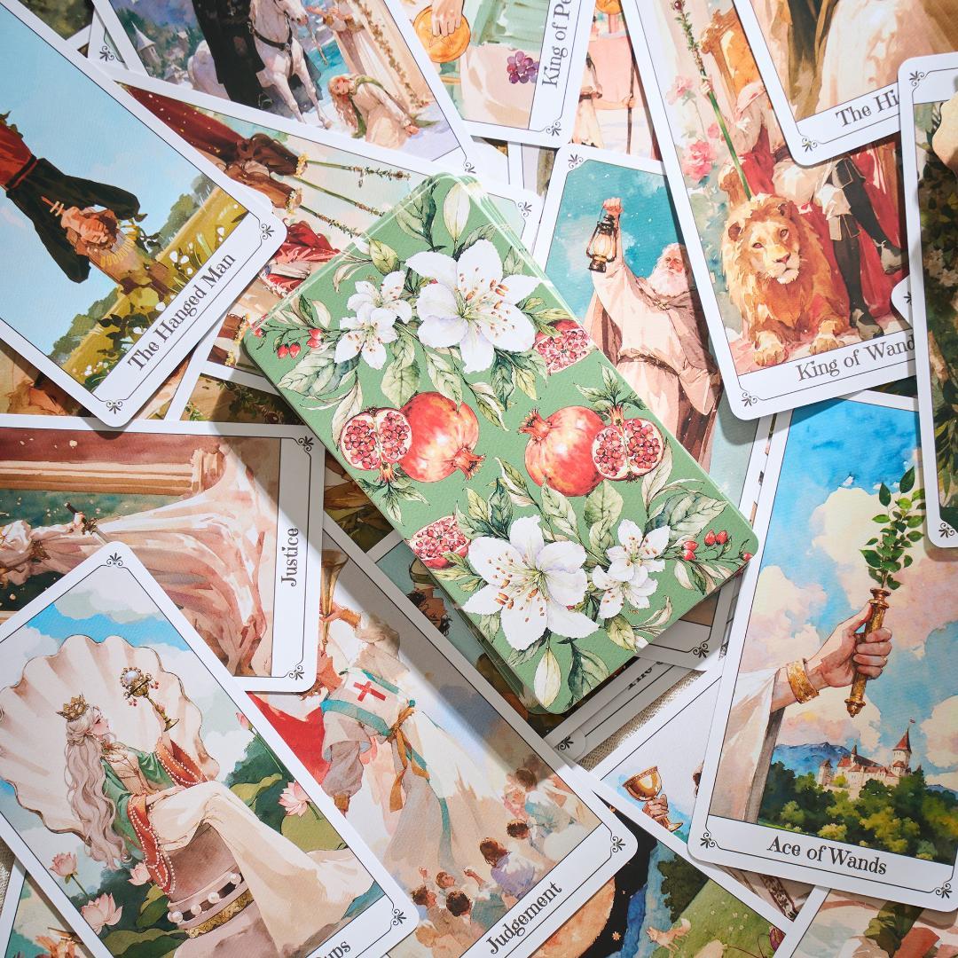 【正規品タロットカード】クラファン完売✨透明感あふれる水彩画✨生命の開花のデッキ