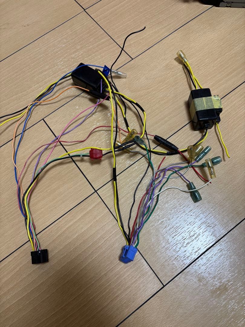 AVIC-VH09 サイバーナビ　フラップ不良