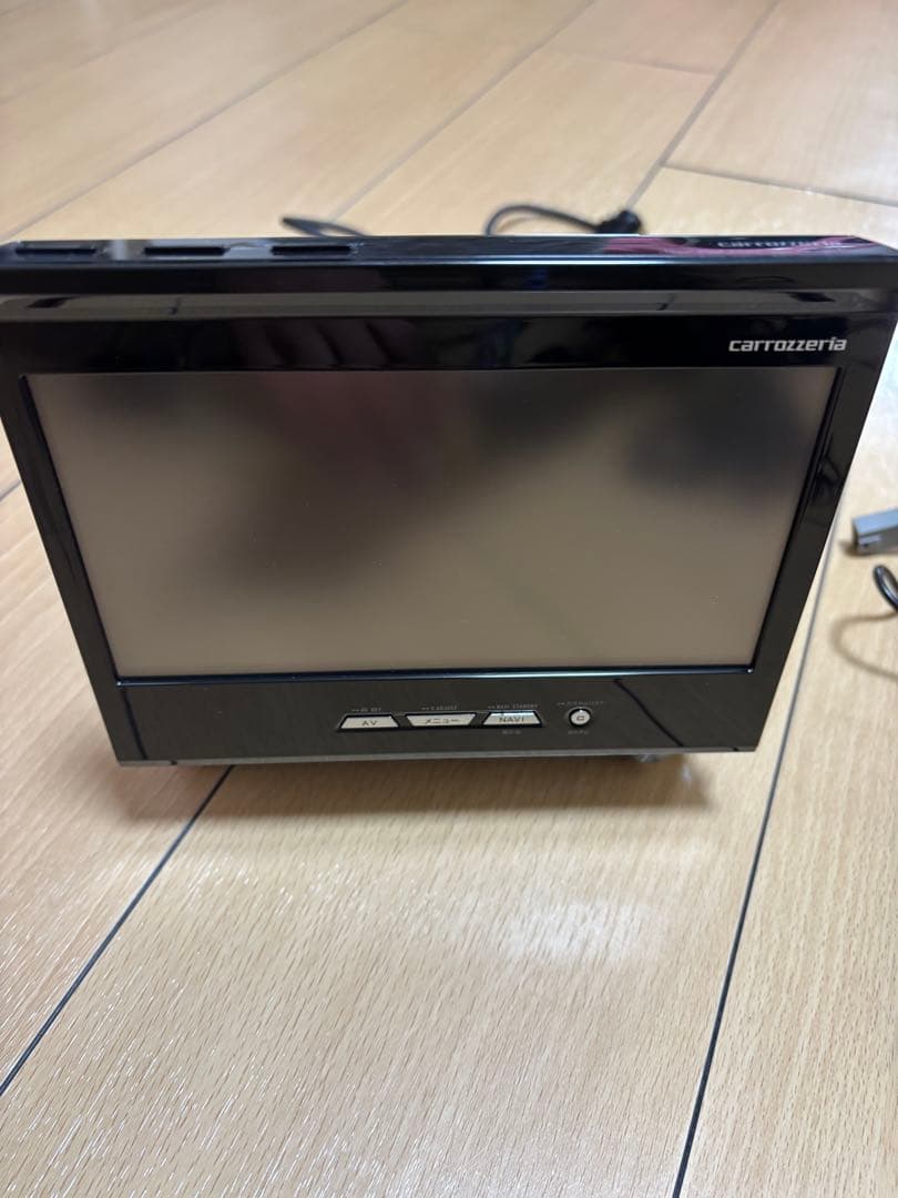 AVIC-VH09 サイバーナビ　フラップ不良