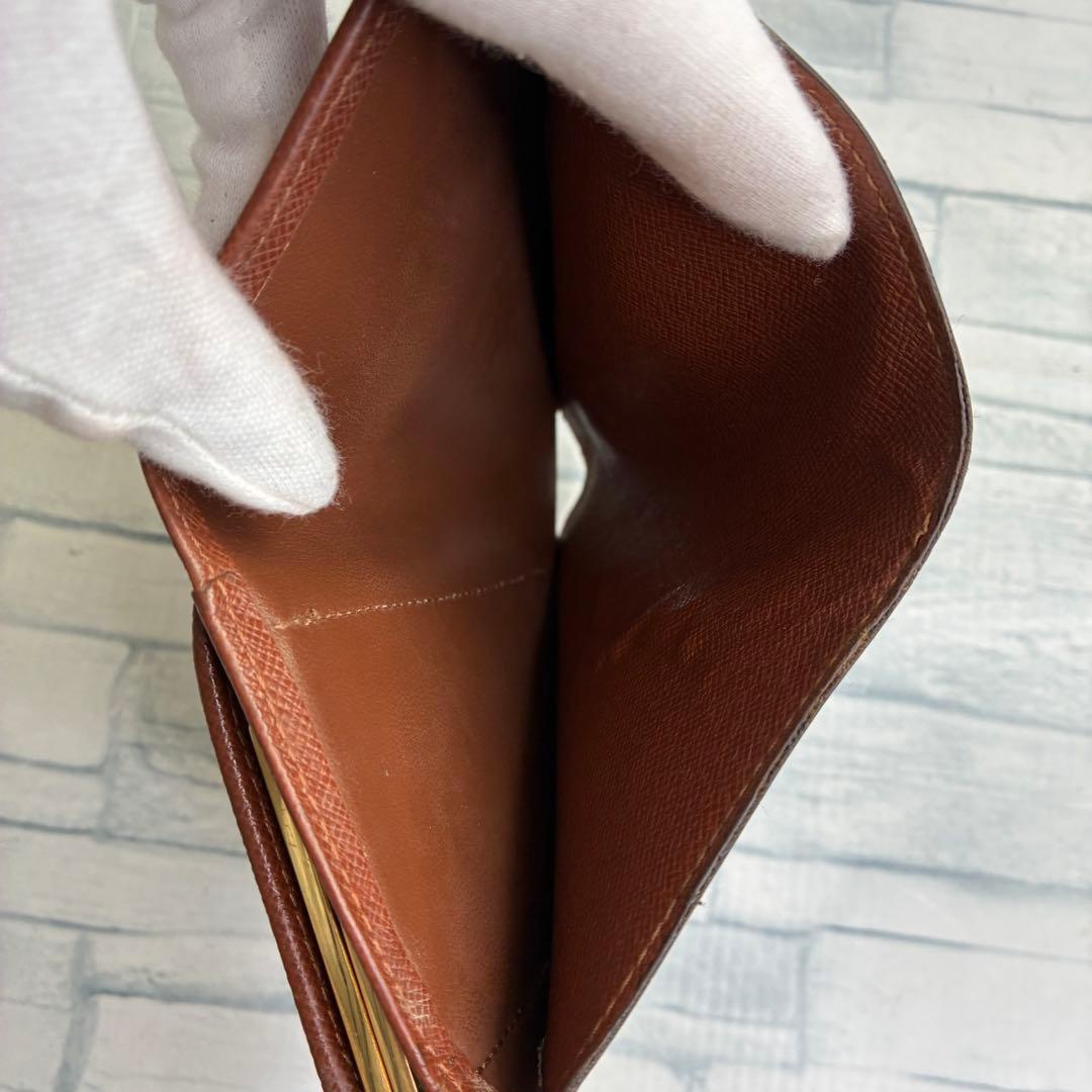 極美品　50 ルイヴィトン　モノグラム　がま口　二つ折り財布　xg3