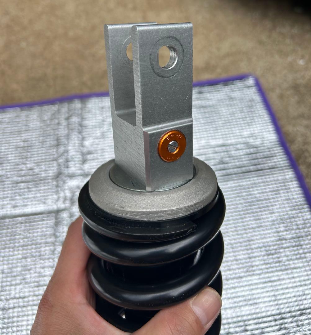 Yamaha MT-07 2022年式　リヤサスペンション　純正　中古品