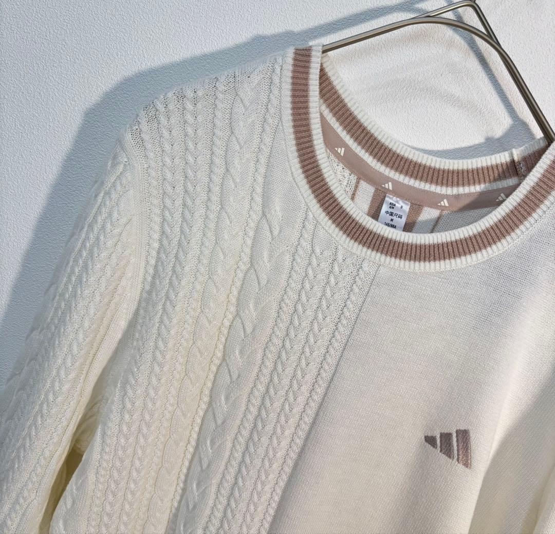 未使用adidasゴルフ　クラシックスタイルのセットアップ　ニット　スカート