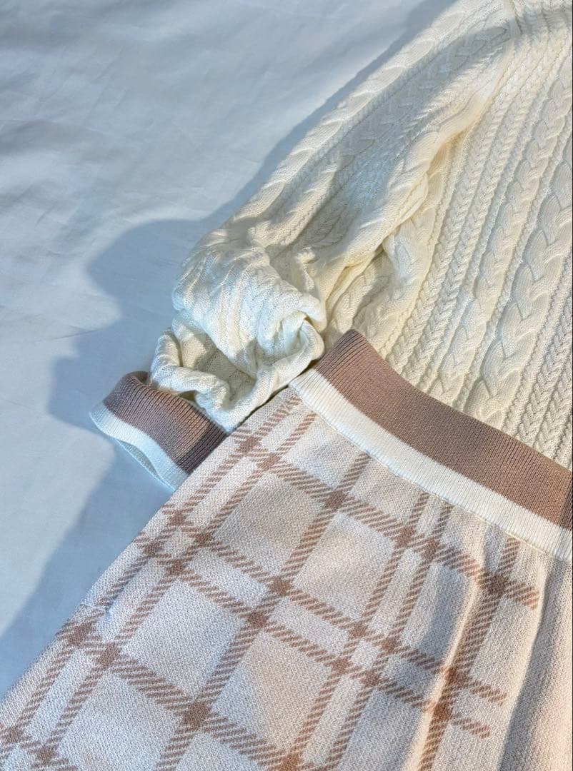 未使用adidasゴルフ　クラシックスタイルのセットアップ　ニット　スカート