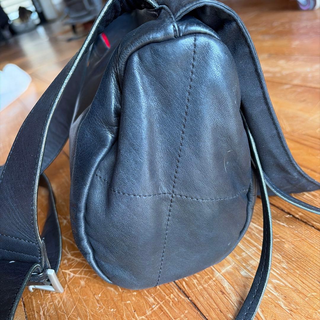 Kawa Kawa カワカワ ボタンバックL