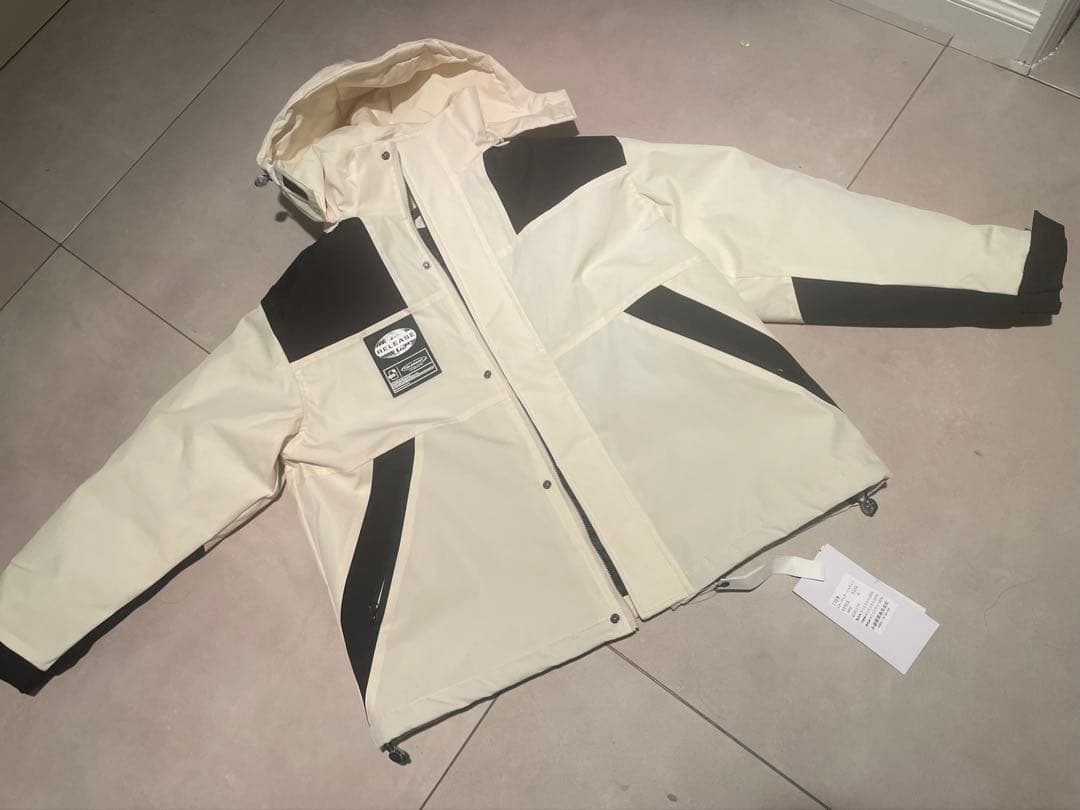 スノーボードウェア　上下セット　ベージュ　XL