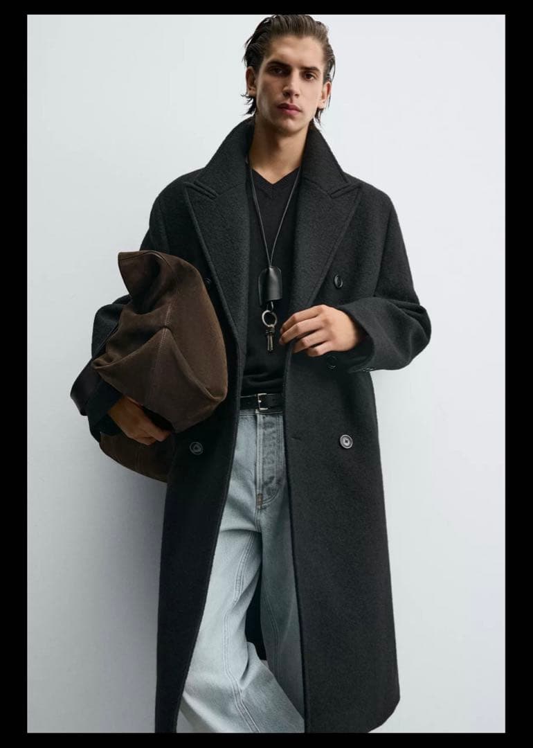 ZARA ブークレ織ウールコート　ダブルブレストコート