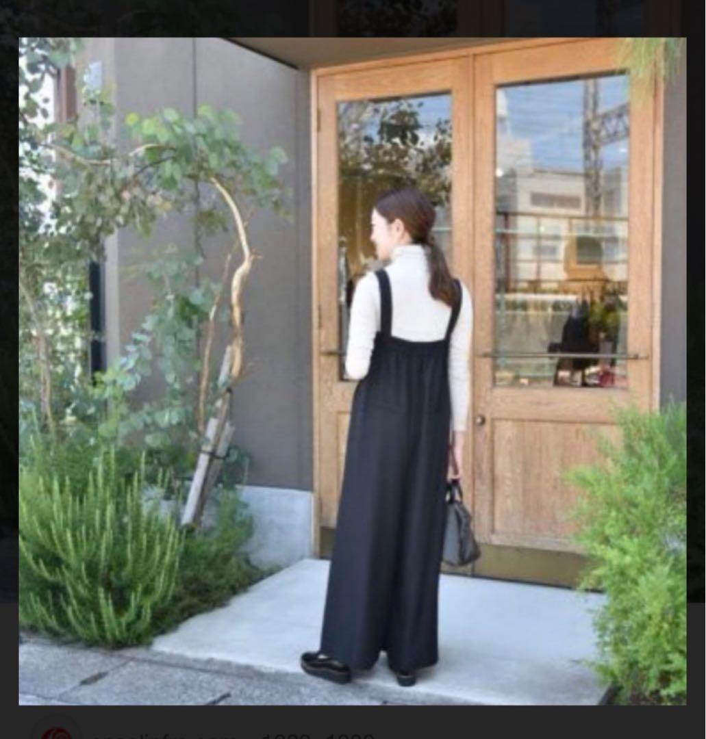 【美品】OUR アワーホーム　しなやか素材のラップ風サロペット