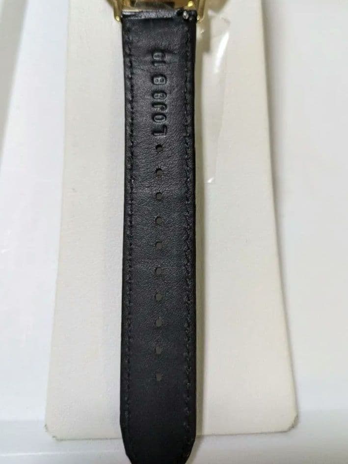 ④【新品未使用】SEIKO 　メンズウォッチ