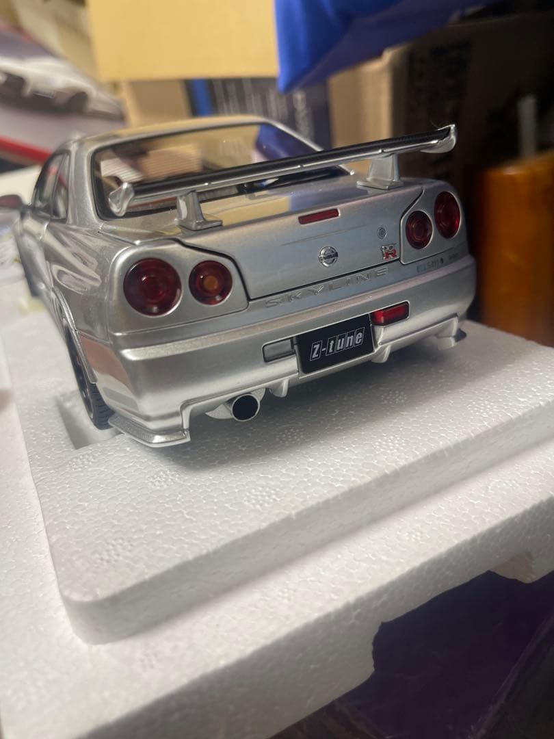 オートアート　GT-R Z-tune 1/18 ミニカー