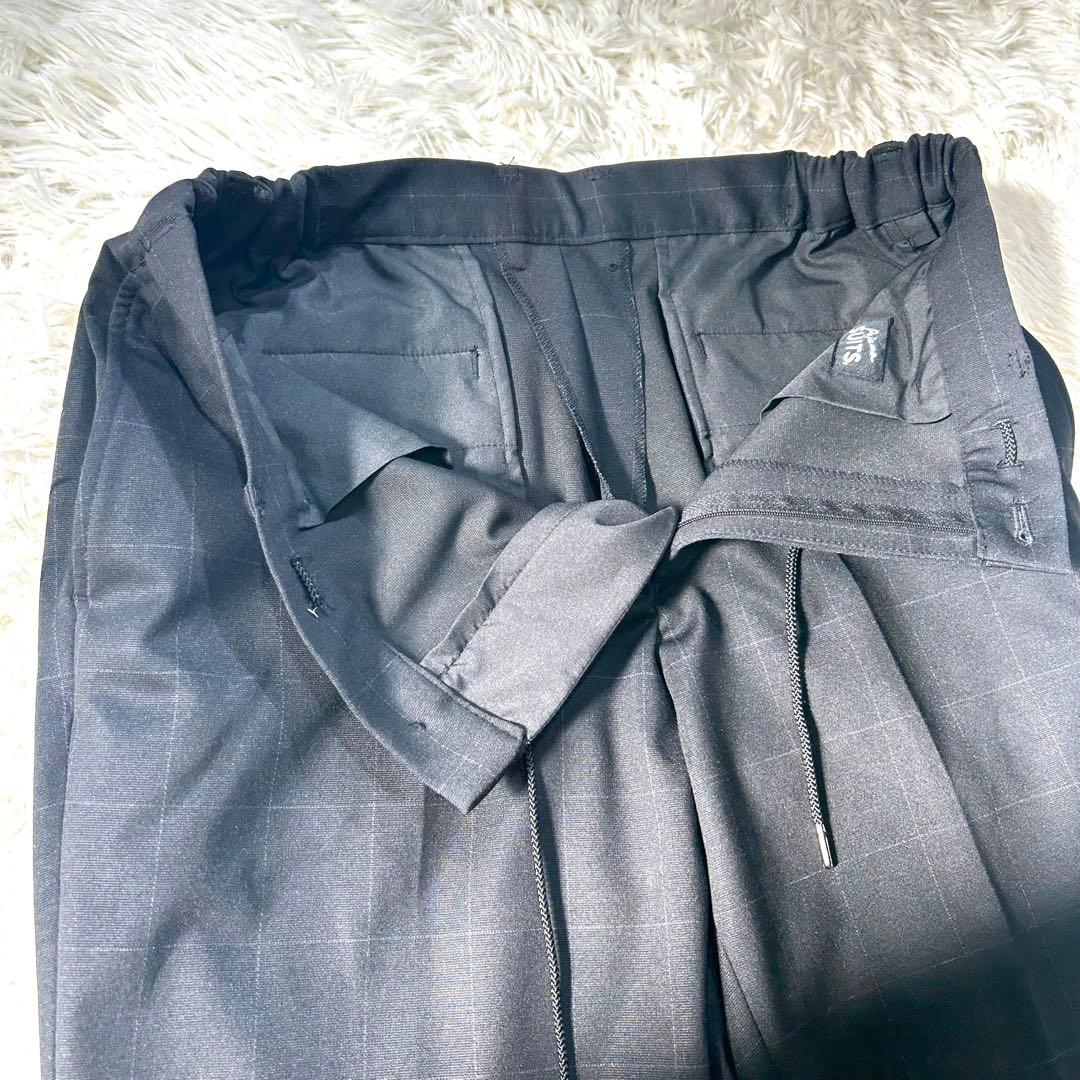 アオキ【未使用タグ付】パジャマスーツプリントジャージ黒ウィンドウペン　ゆったりL