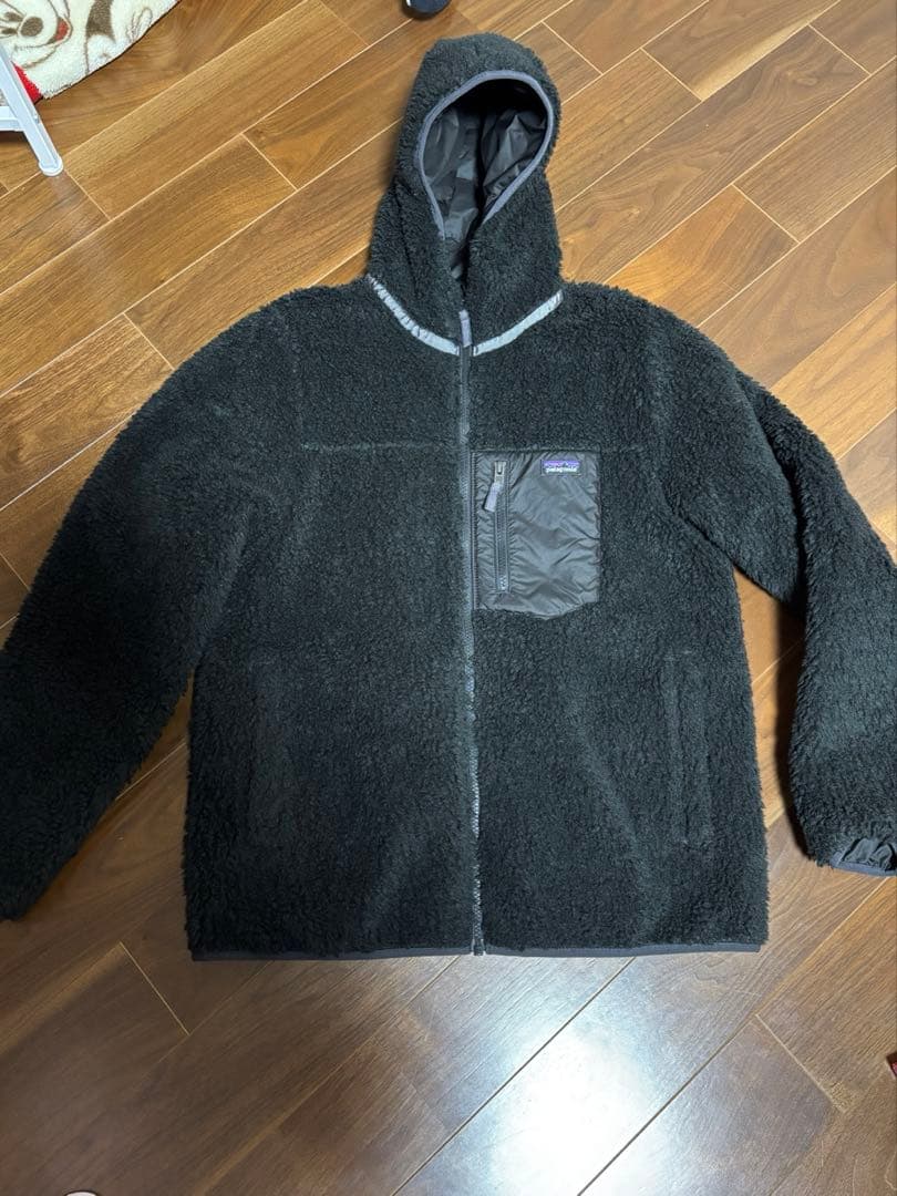 パタゴニア　キッズ　リバーシブル　アウター